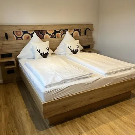 Kleines Berghaus - App 2 Feriehus